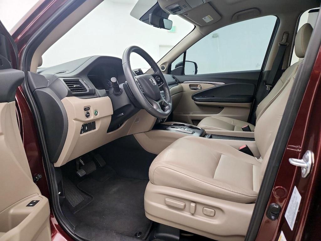 used 2021 Honda Pilot car, priced at $28,998