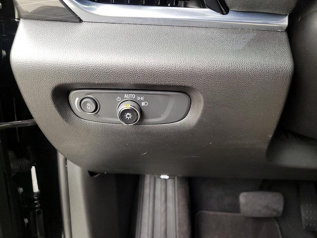 used 2022 Chevrolet Traverse car, priced at $36,998