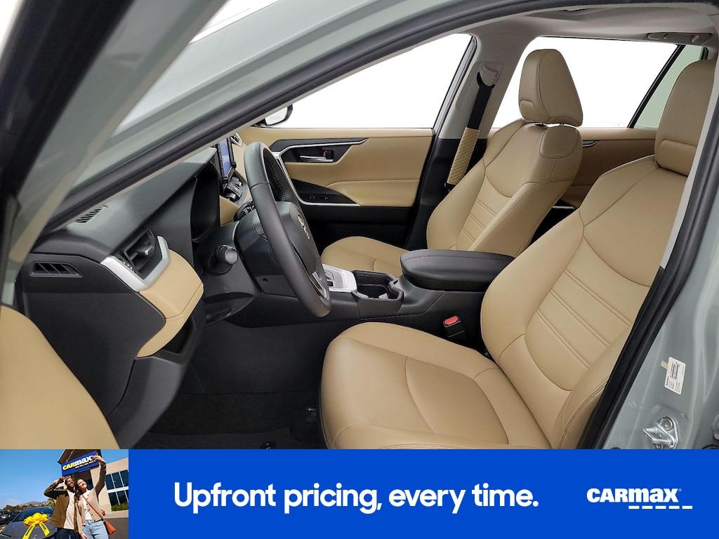 used 2021 Toyota RAV4 car, priced at $26,998