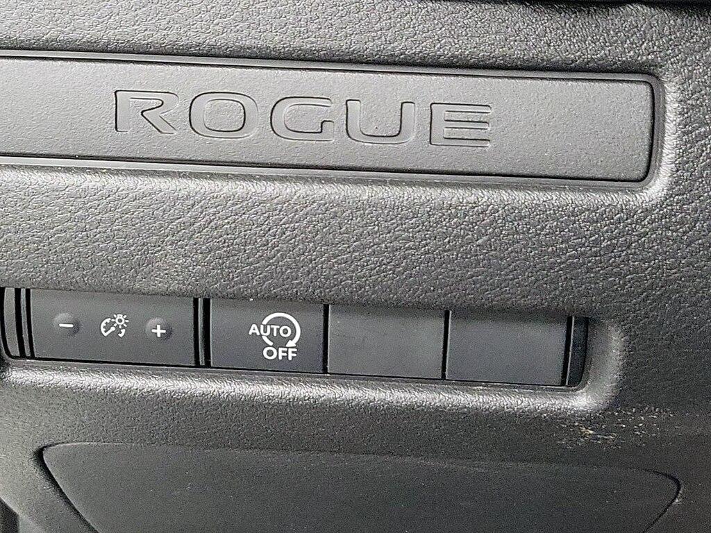 used 2024 Nissan Rogue car, priced at $24,998