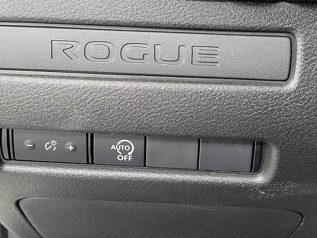 used 2024 Nissan Rogue car, priced at $24,998