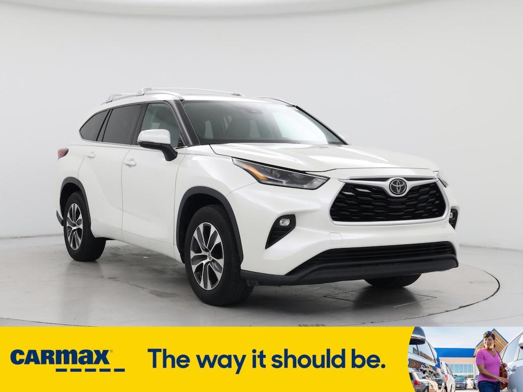used 2021 Toyota Highlander car, priced at $33,998