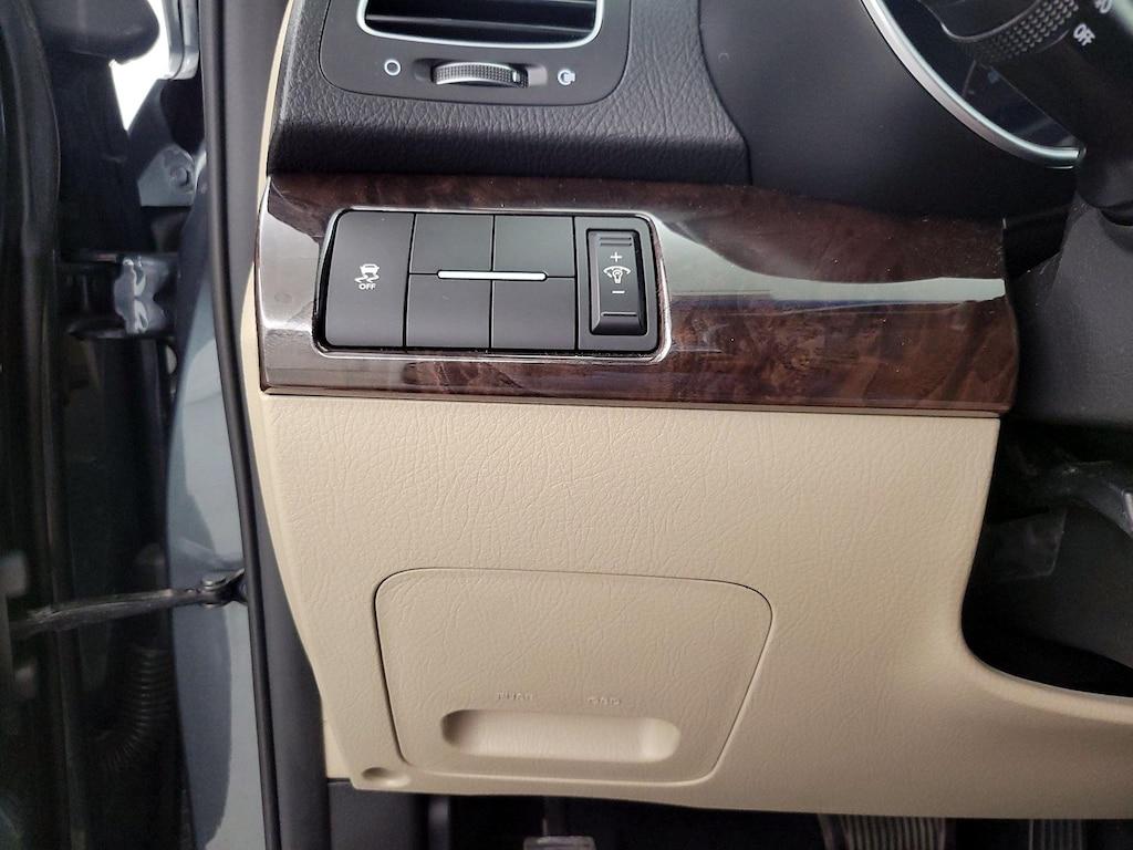 used 2014 Kia Sorento car, priced at $13,998