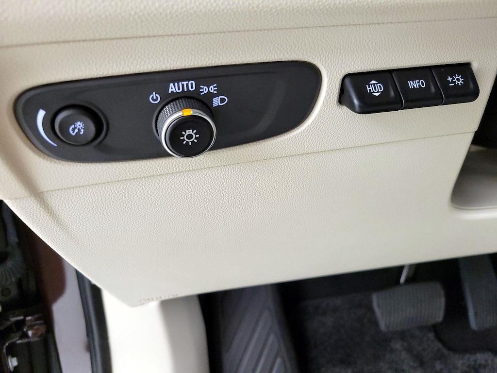 used 2023 Buick Envision car, priced at $32,998