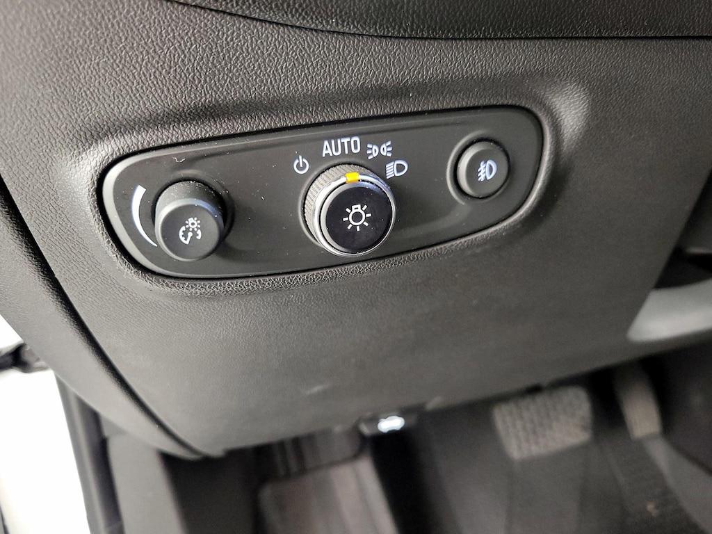 used 2021 Chevrolet Equinox car, priced at $22,998
