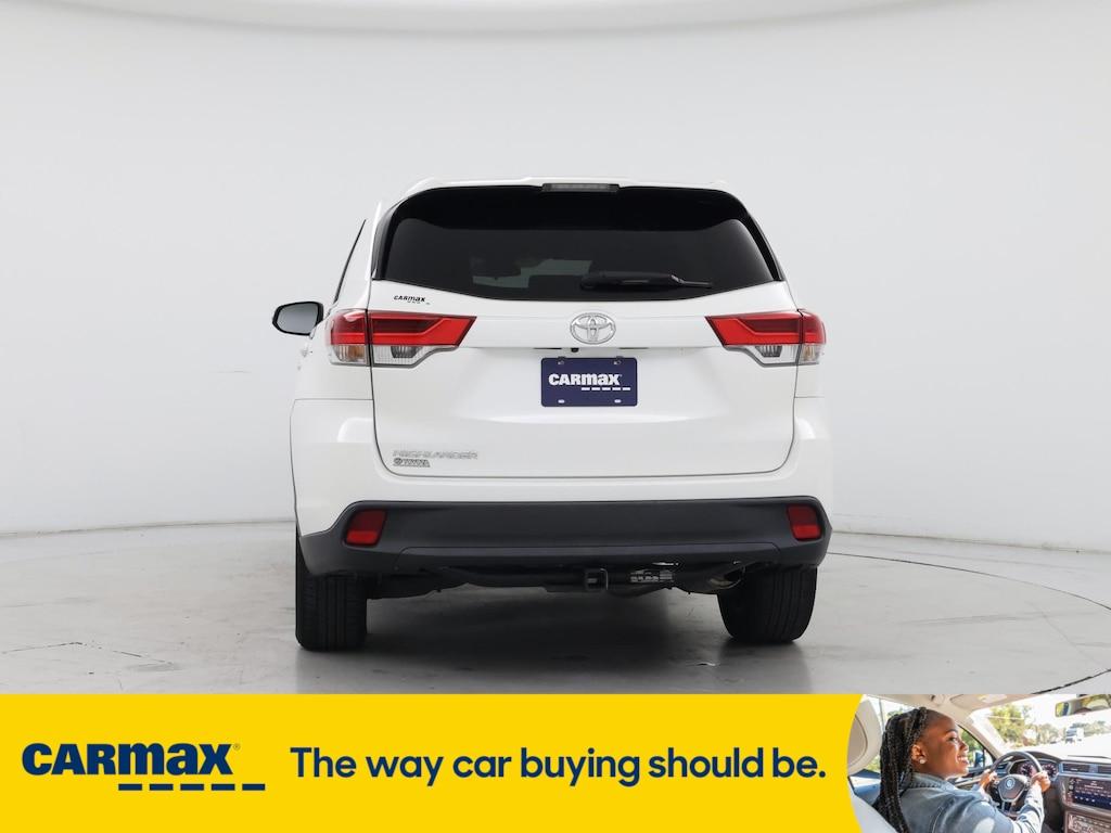 used 2019 Toyota Highlander car, priced at $28,998