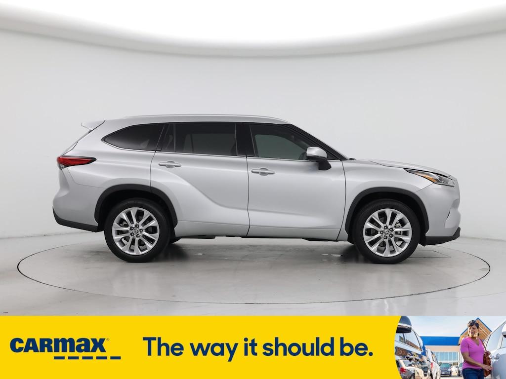 used 2021 Toyota Highlander car, priced at $36,998