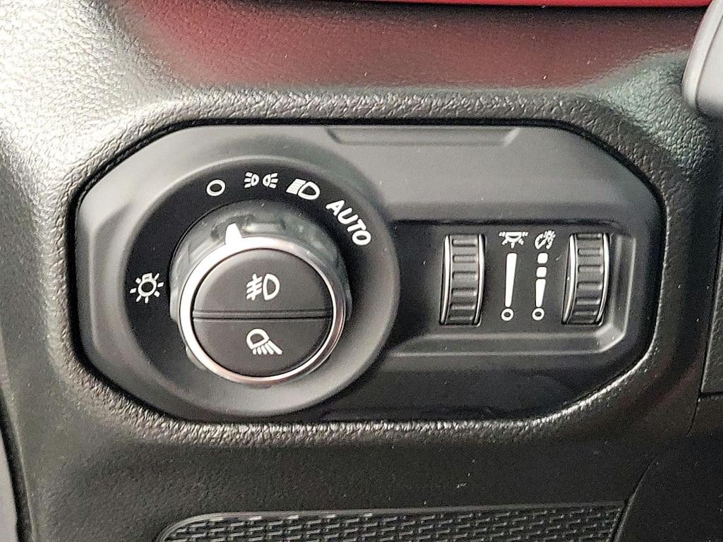 used 2022 Jeep Gladiator car, priced at $35,998