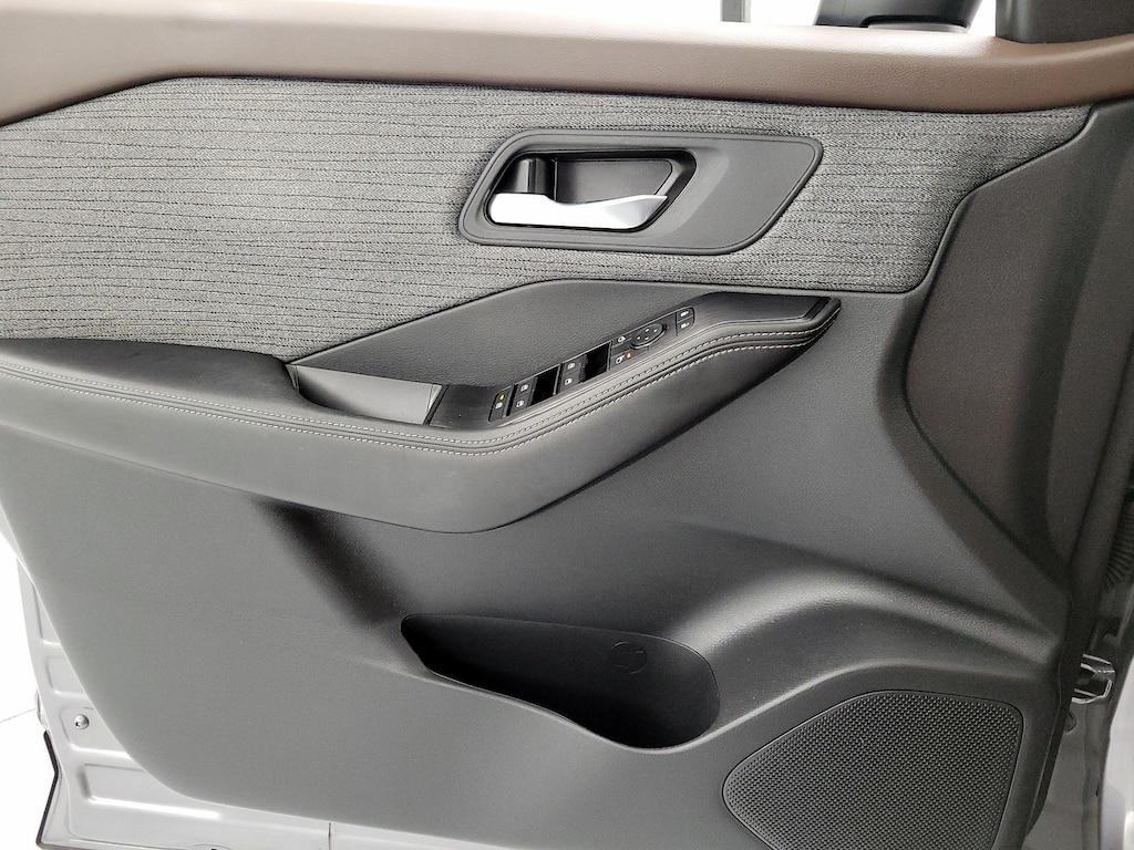 used 2023 Nissan Rogue car, priced at $22,998