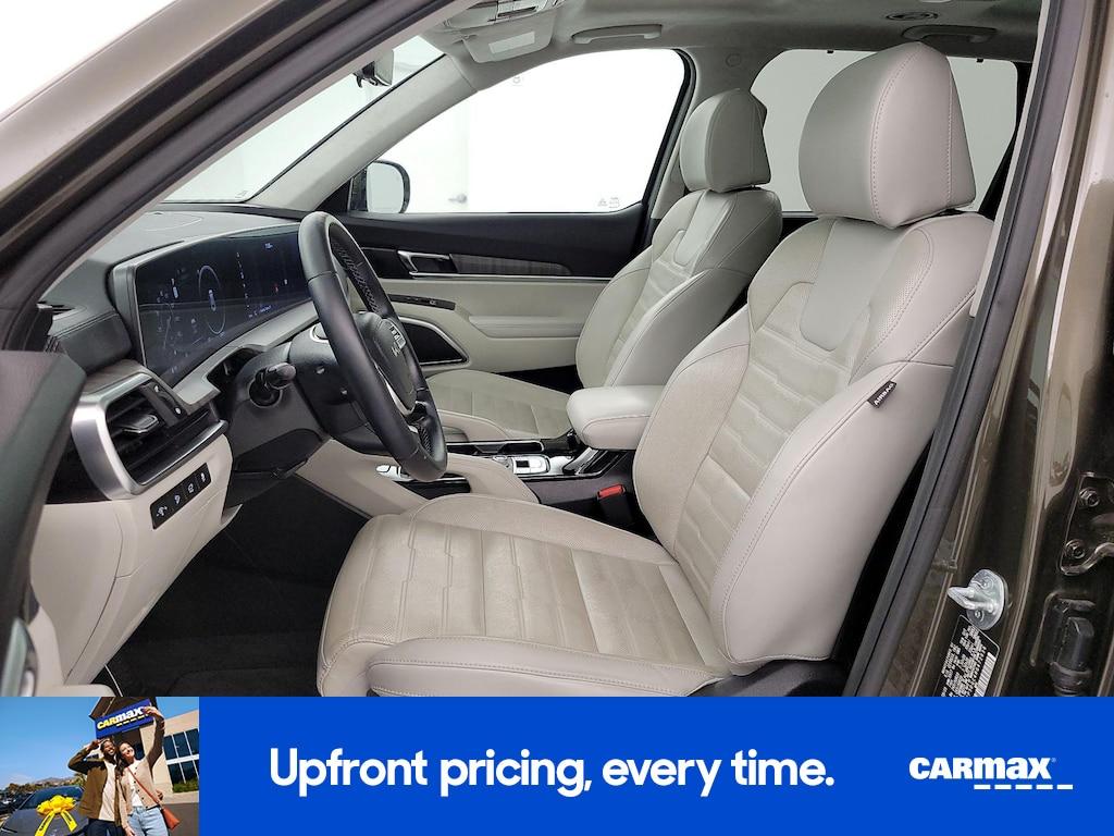 used 2024 Kia Telluride car, priced at $40,998