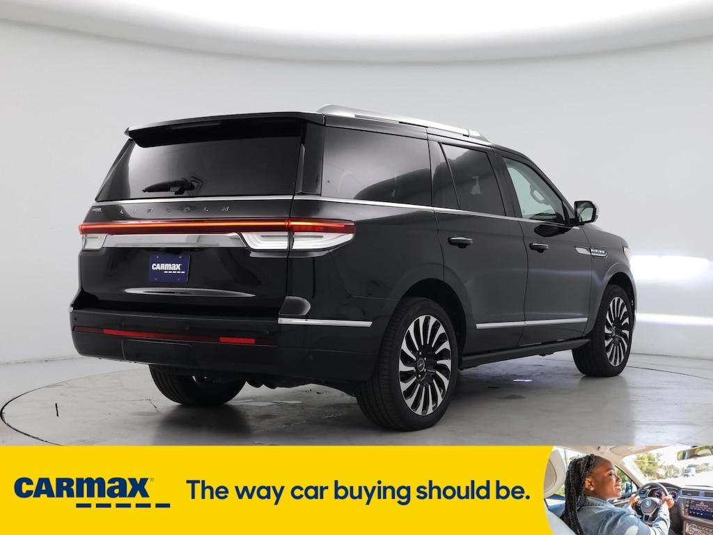 used 2022 Lincoln Navigator car, priced at $66,998