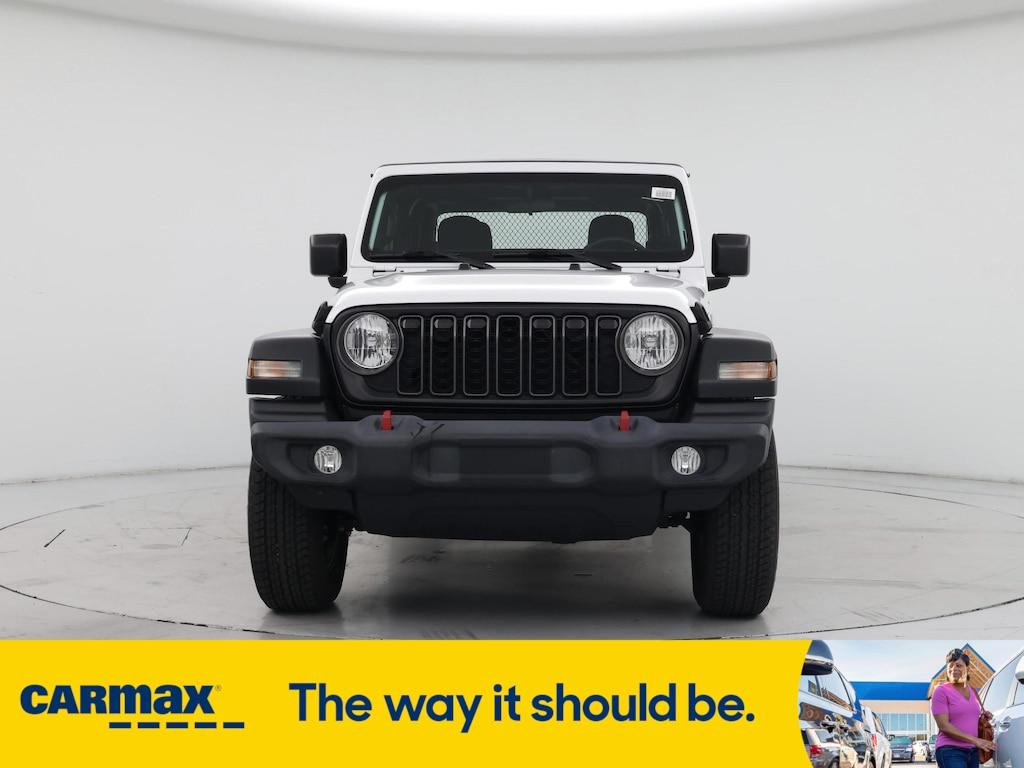 used 2021 Jeep Gladiator car, priced at $30,998