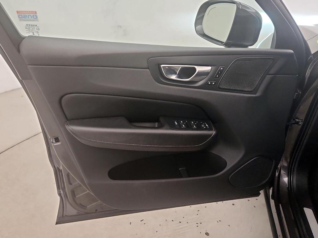 used 2022 Volvo XC60 car, priced at $28,998