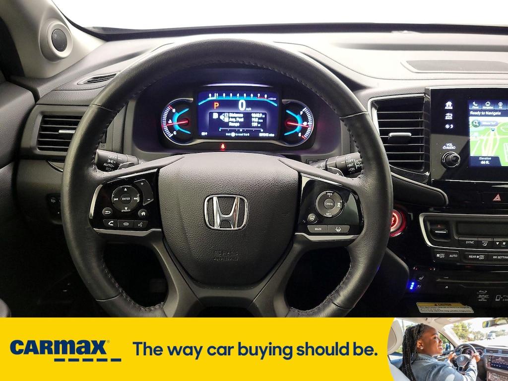 used 2022 Honda Pilot car, priced at $37,998