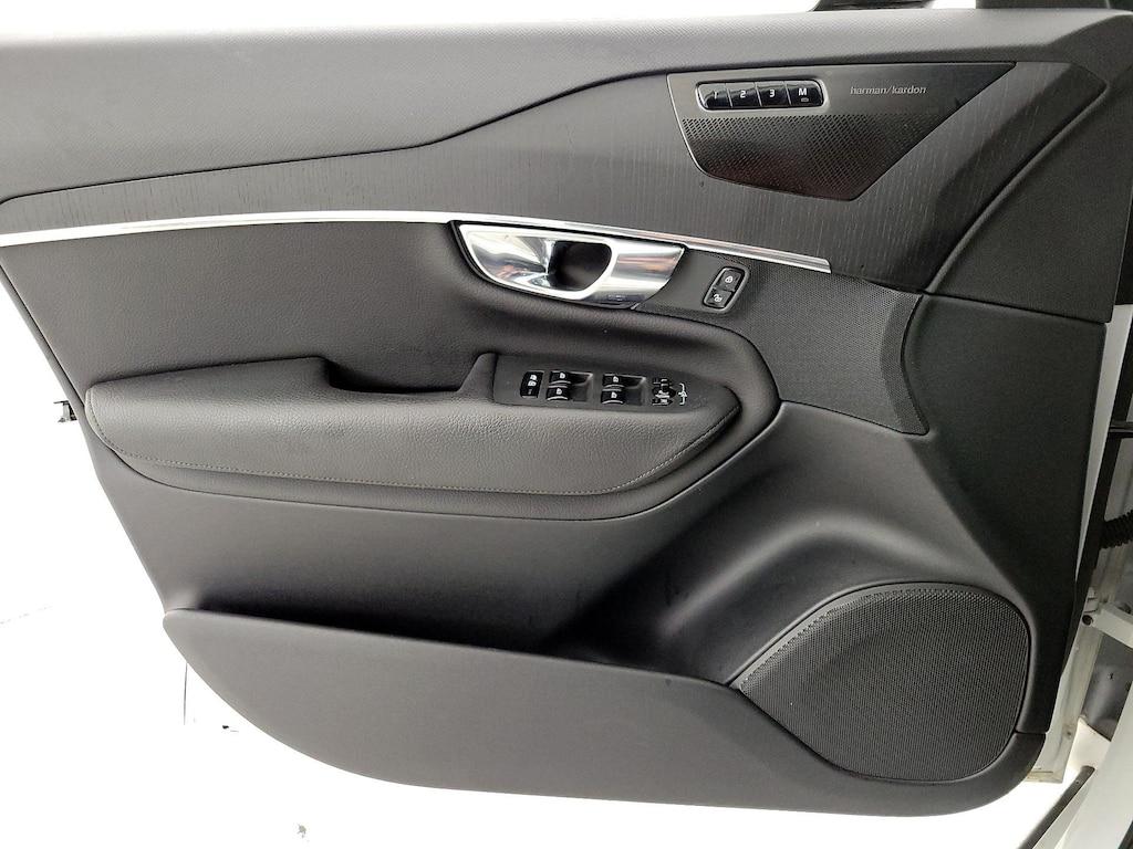 used 2020 Volvo XC90 car, priced at $29,998