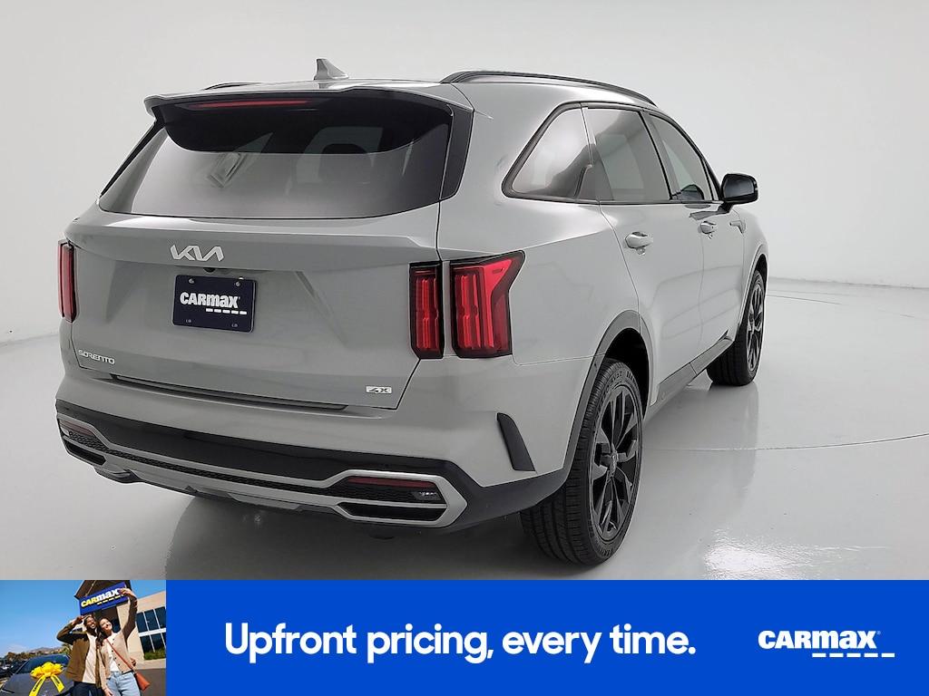 used 2023 Kia Sorento car, priced at $29,998