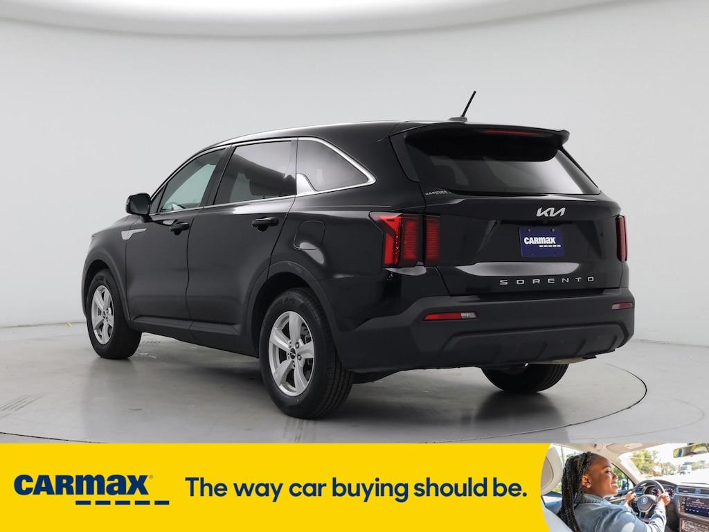 used 2022 Kia Sorento car, priced at $24,998