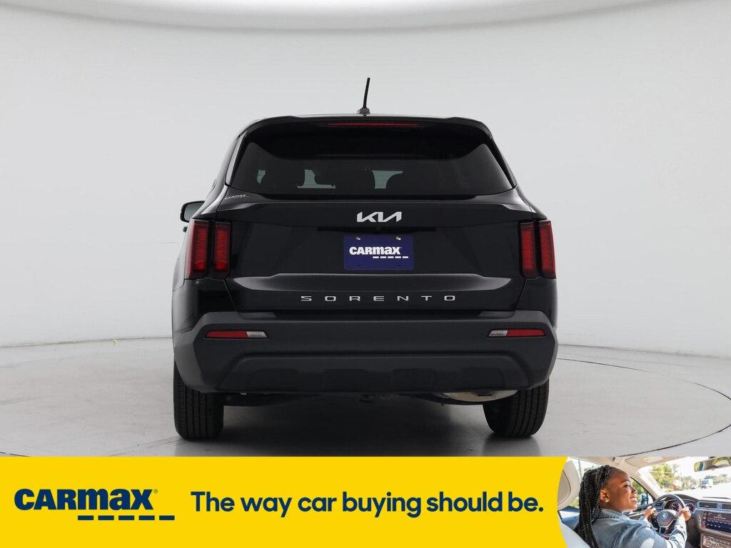 used 2022 Kia Sorento car, priced at $24,998
