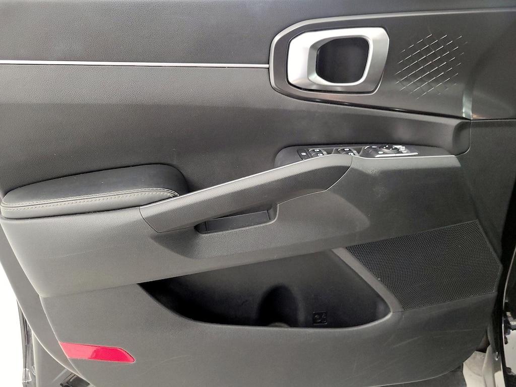 used 2022 Kia Sorento car, priced at $24,998