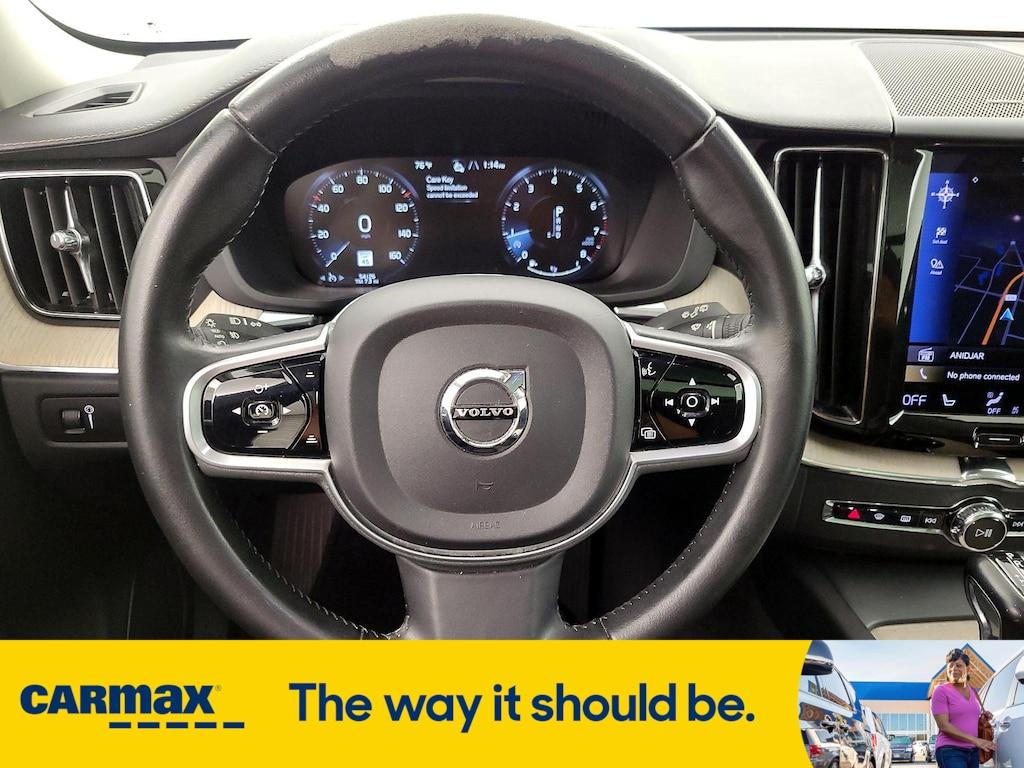 used 2021 Volvo XC60 car, priced at $26,998