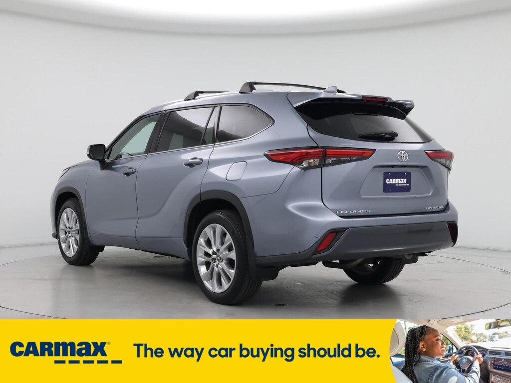 used 2021 Toyota Highlander car, priced at $38,998