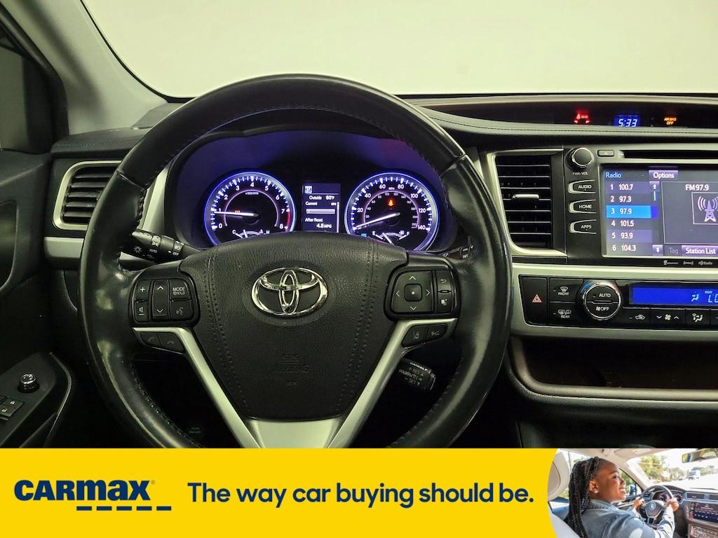 used 2019 Toyota Highlander car, priced at $26,998