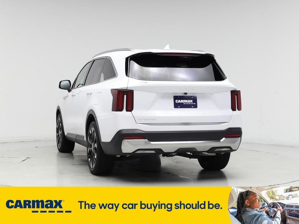 used 2024 Kia Sorento car, priced at $34,998