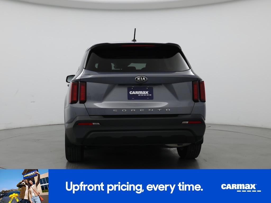 used 2021 Kia Sorento car, priced at $22,998