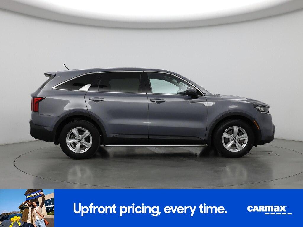 used 2021 Kia Sorento car, priced at $22,998