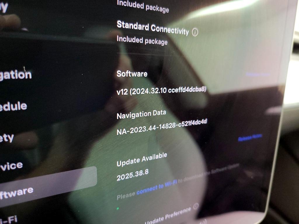 used 2022 Tesla Model 3 car, priced at $27,998