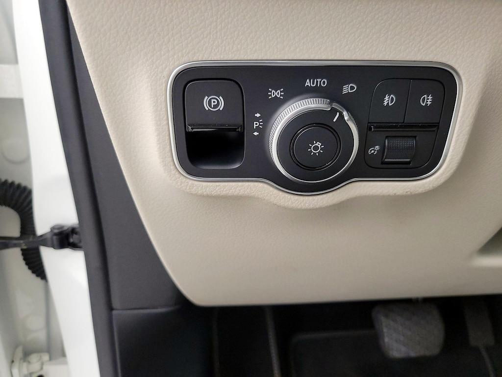 used 2022 Mercedes-Benz GLB 250 car, priced at $28,998