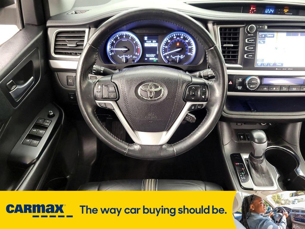 used 2018 Toyota Highlander car, priced at $24,998