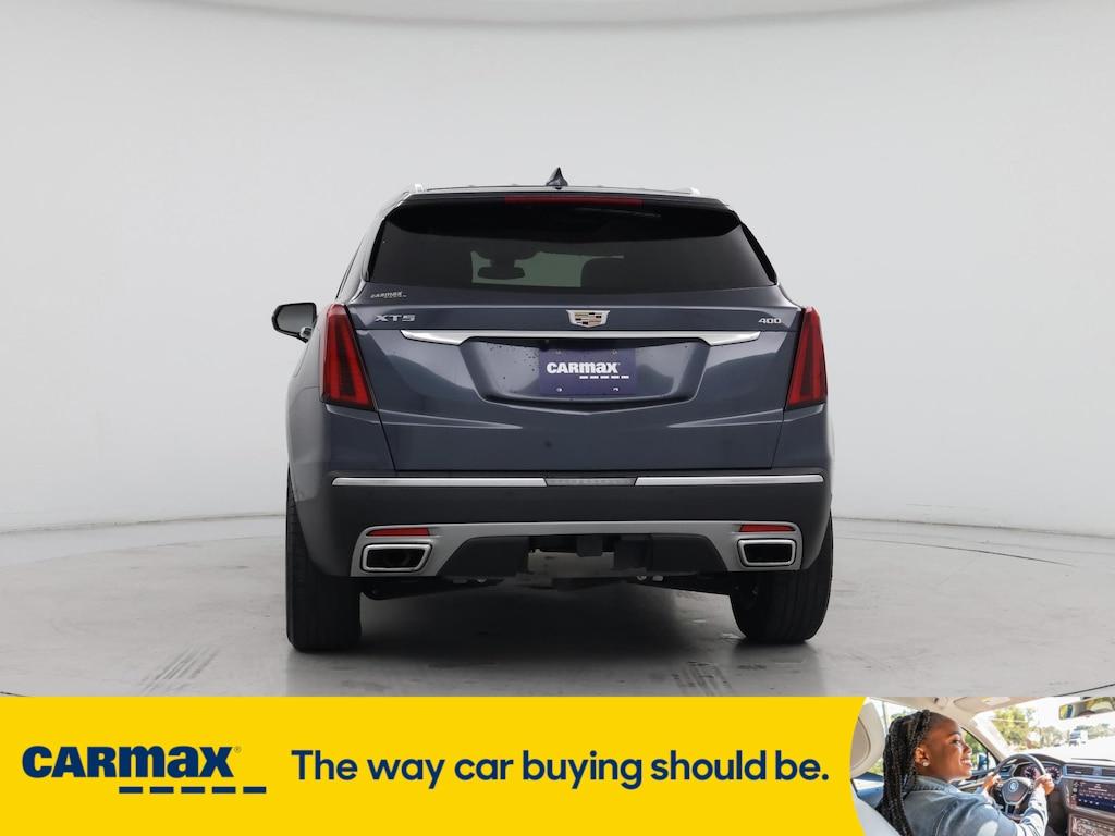 used 2021 Cadillac XT5 car, priced at $30,998