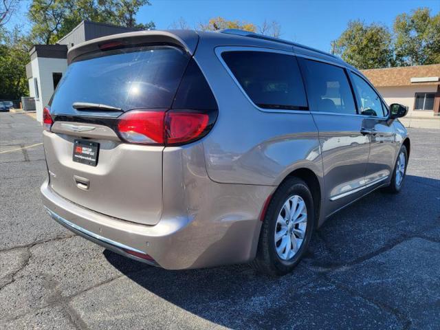 used 2018 Chrysler Pacifica car, priced at $12,995