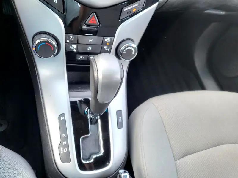 used 2014 Chevrolet Cruze car, priced at $5,995