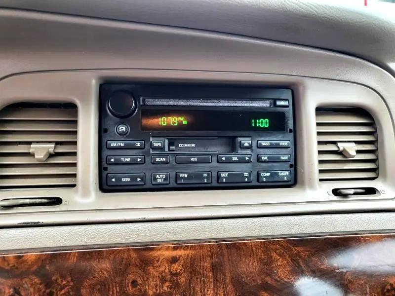 used 2005 Mercury Grand Marquis car, priced at $4,995