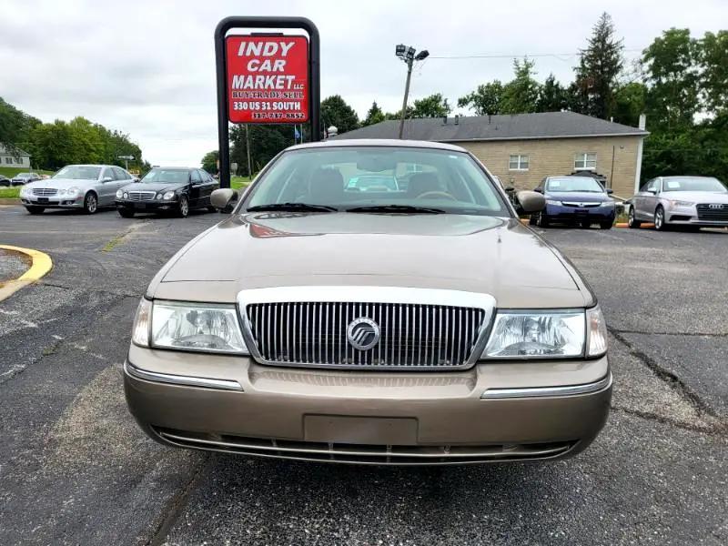 used 2005 Mercury Grand Marquis car, priced at $4,995