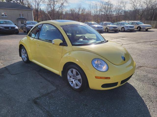 used 2007 Volkswagen New Beetle car, priced at $7,695