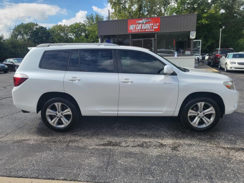 used 2009 Toyota Highlander car, priced at $7,995