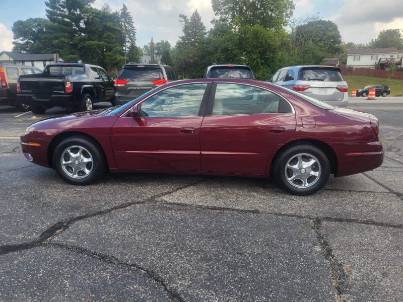 used 2002 Oldsmobile Aurora car, priced at $4,995