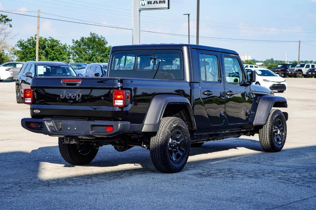 new 2024 Jeep Gladiator car, priced at $47,940