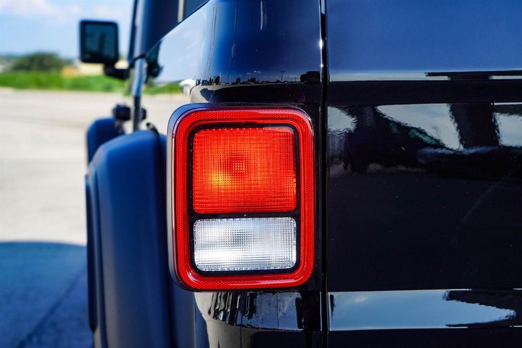 new 2024 Jeep Gladiator car, priced at $47,940