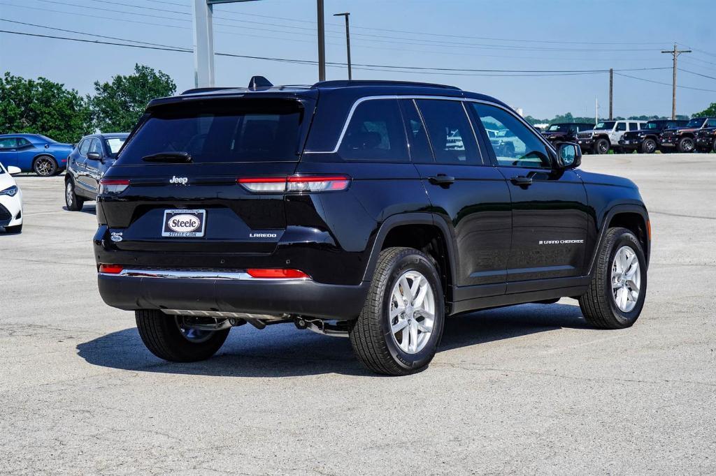 new 2024 Jeep Grand Cherokee car, priced at $43,175