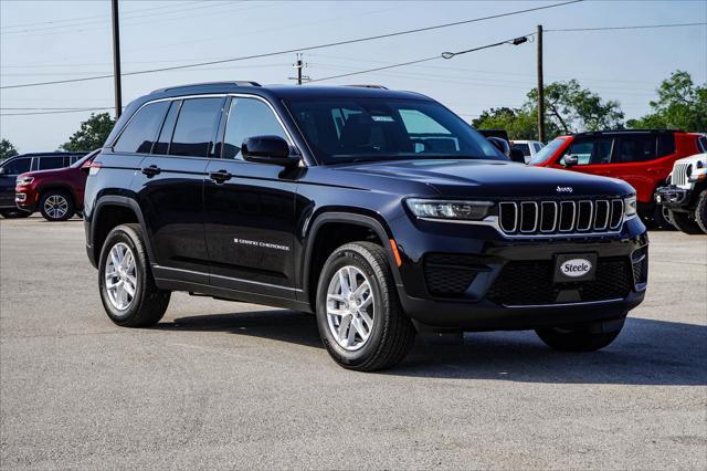 new 2024 Jeep Grand Cherokee car, priced at $43,175