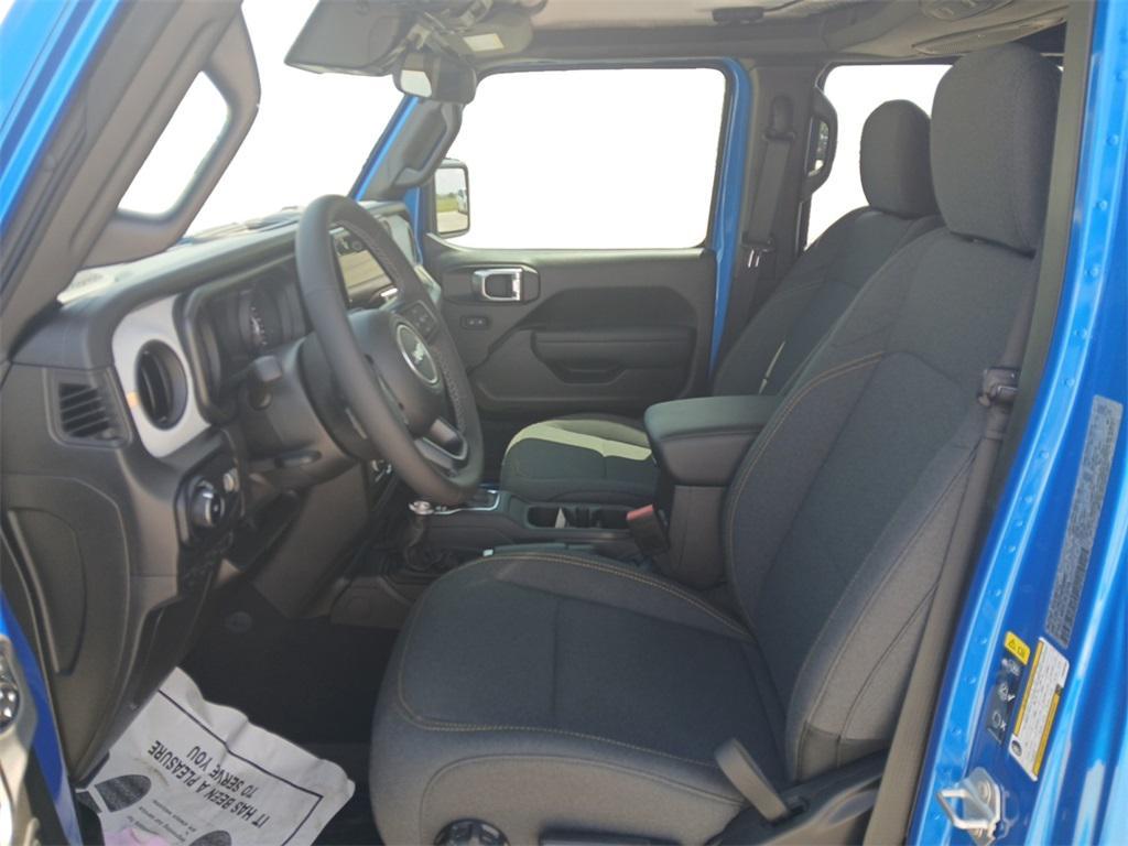new 2025 Jeep Wrangler car, priced at $48,845