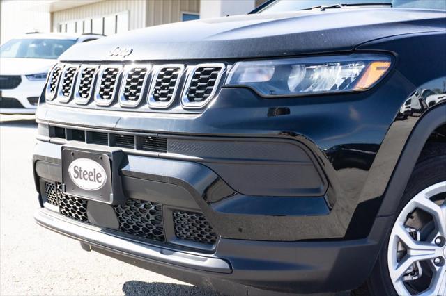 new 2024 Jeep Compass car, priced at $28,090