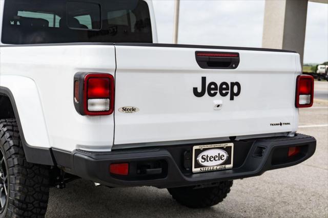 new 2025 Jeep Gladiator car, priced at $48,260