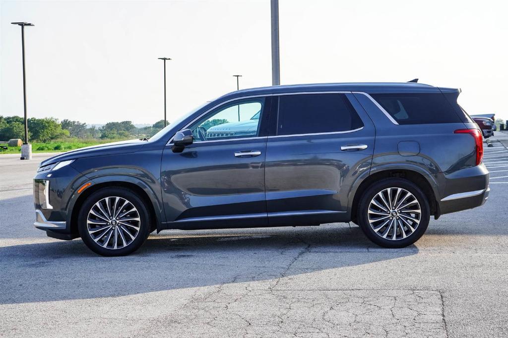 used 2023 Hyundai Palisade car, priced at $38,000