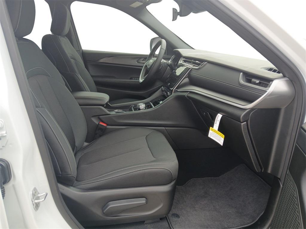 new 2025 Jeep Grand Cherokee L car, priced at $34,623