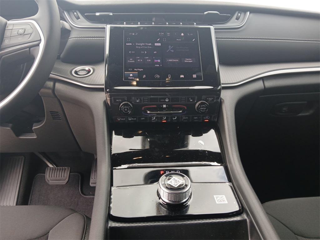 new 2025 Jeep Grand Cherokee L car, priced at $34,623